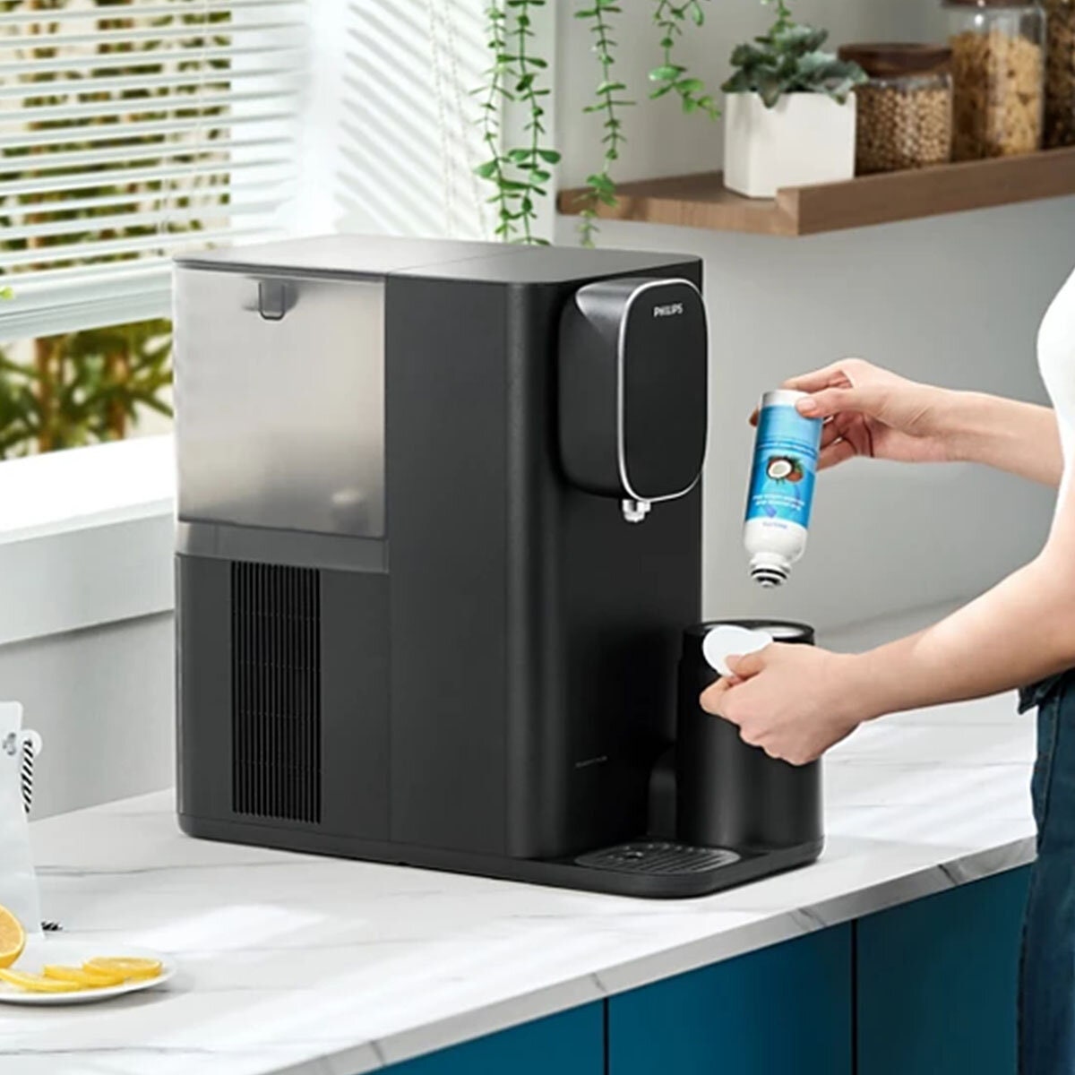 Philips RO Water Station with Aquaporin Inside - Hot and Cold Water, Peltier Cooling, Black - ADD6912BK