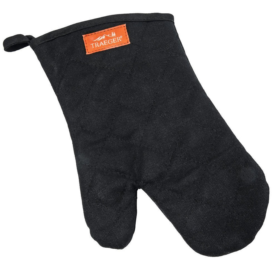 Traeger black BBQ mitt - barbecue accessory for handling items at the grill - APP154