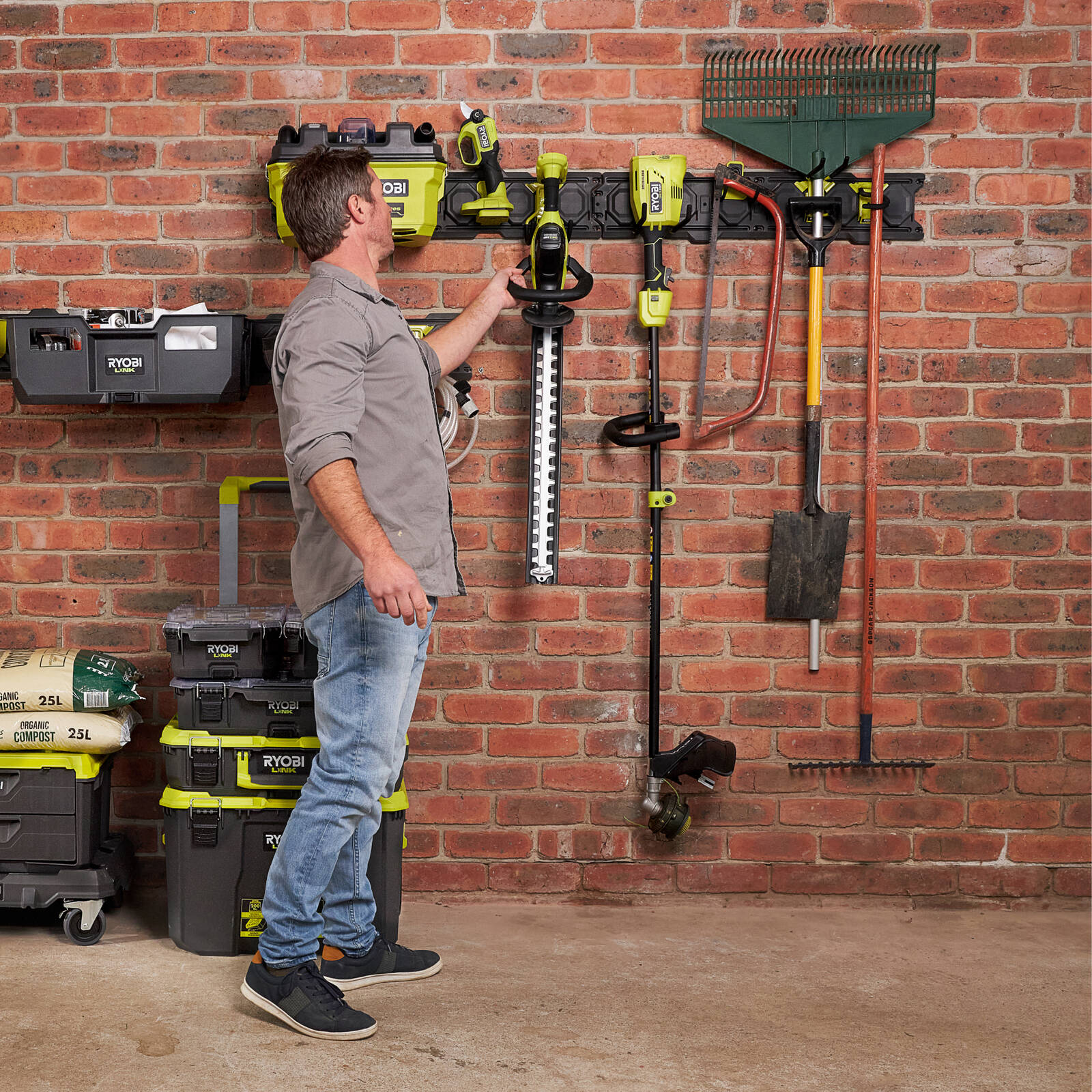 Ryobi LINK 12 Piece Wall Kit Indoor Modular Tool Storage System