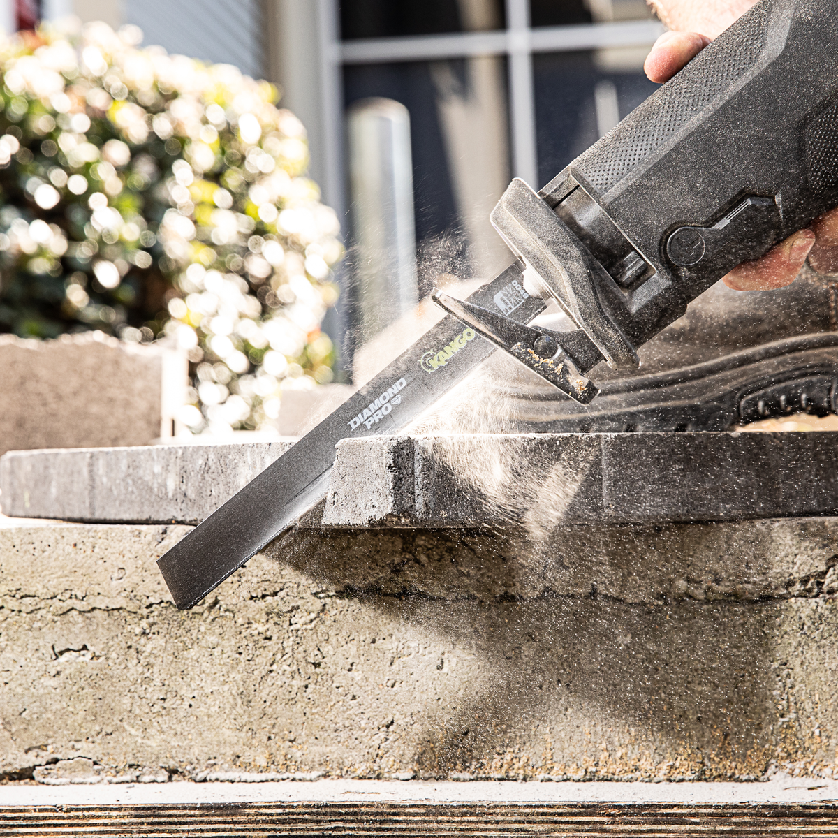 Kango 228mm Diamond Pro Recip Blade - Diamond Grit - Yellow