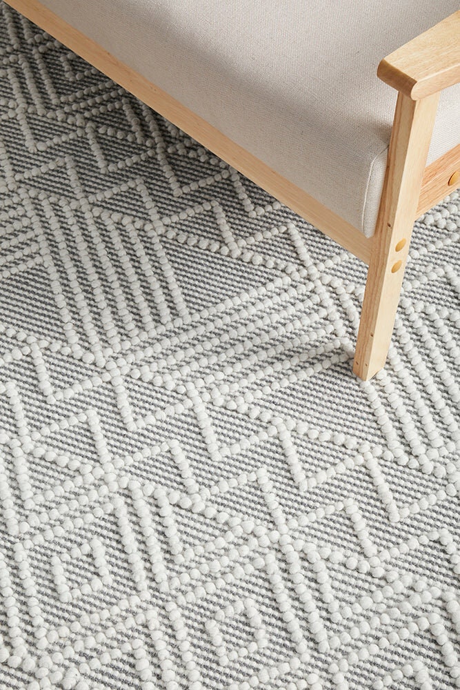 Rug Culture Maison Extra Large Rug 320x230cm - Off White and Grey Hand Loomed Wool - MSN-KATE-320X230