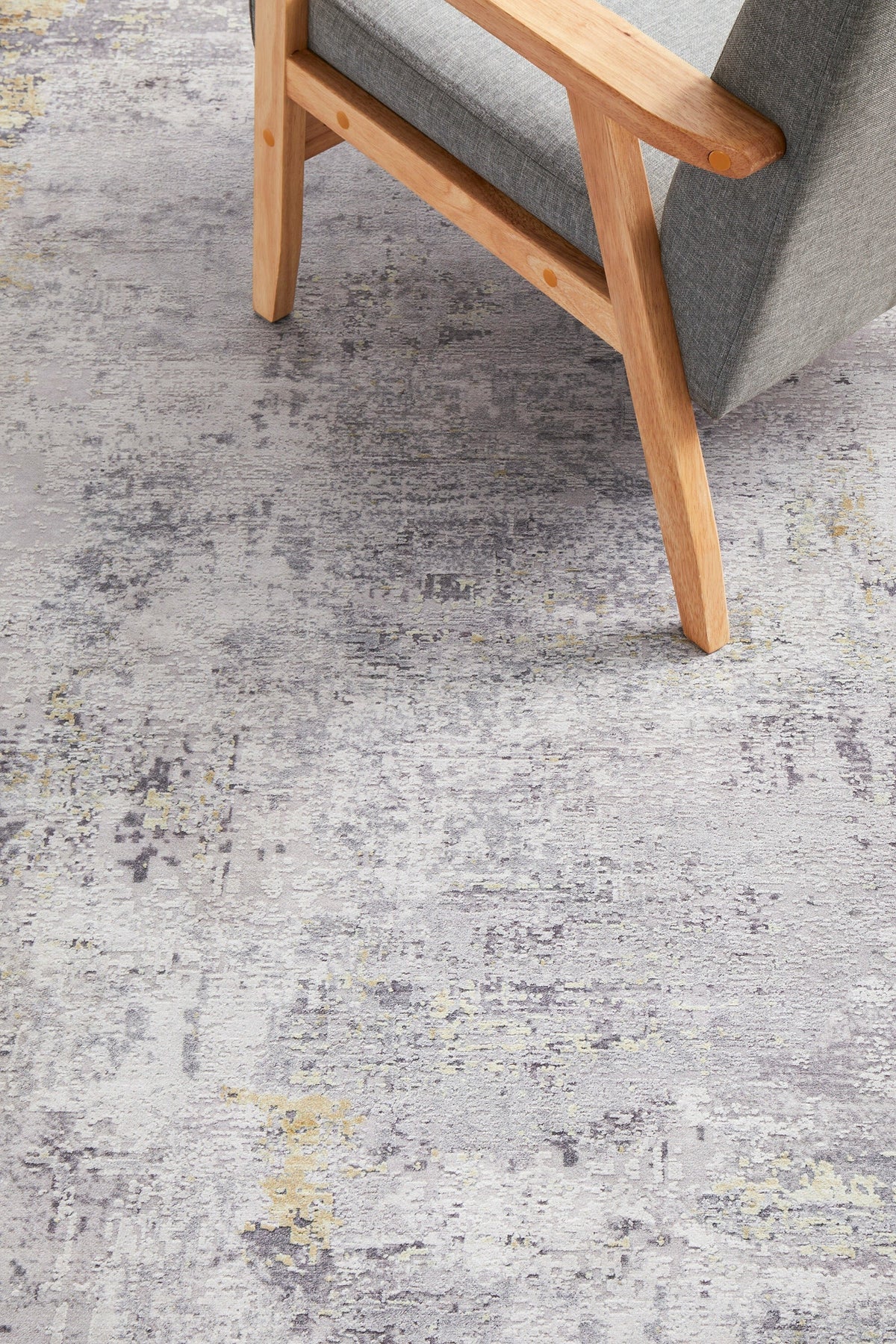 Rug Culture Illusions Large Power Loomed Rug 280x190cm - Silver and Gold Polyester - ILU156GOLD280X190