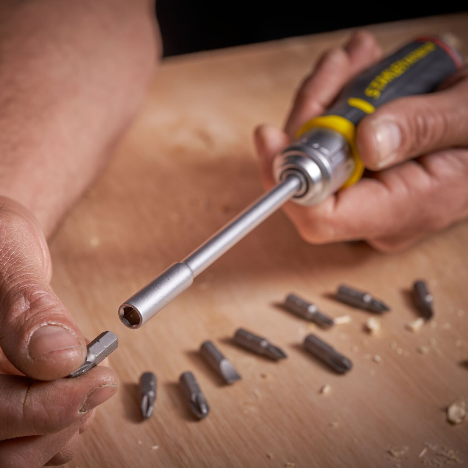 Stanley FatMax Standard Ratchet Screwdriver with 12 Piece Bit Set
