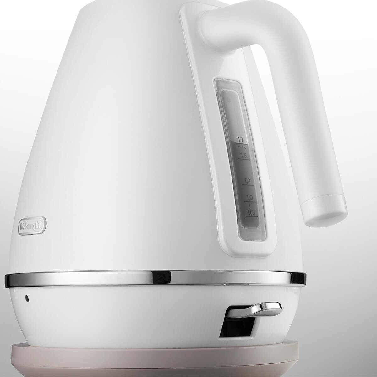 DeLonghi Distinta Moments Kettle 1.7L - White, 2000W, Water Level Indicator, Cable Storage - KBIN2001W