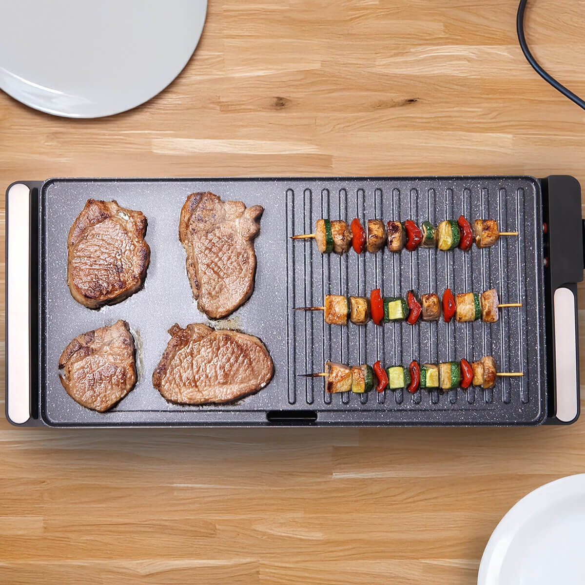 Westinghouse Portable Electric Grill - 2200W, Non-Stick Stone Finish, Removable Drip Tray - WHEG01K