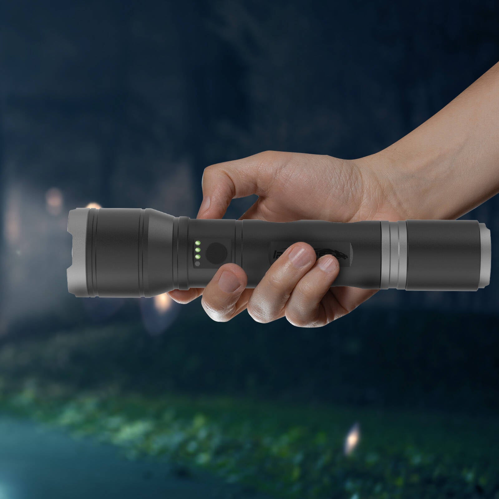 IronHorse 1100lm Hybrid Dual Power Aluminium Torch Flashlight Rechargeable AT02490