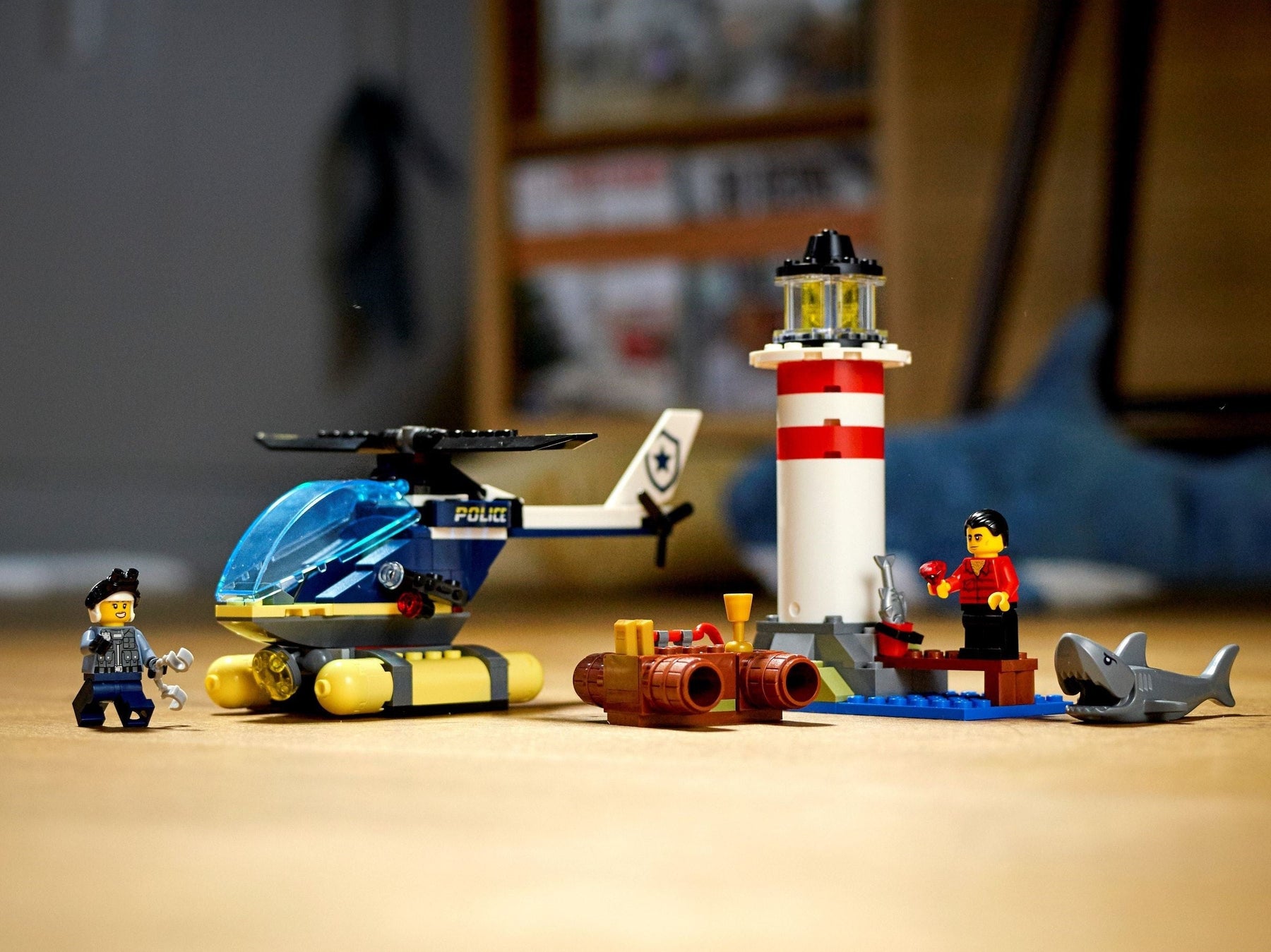 LEGO 60274 Police Lighthouse Capture: Helicopter & Crook Chase - SuperSaverAU - view 3