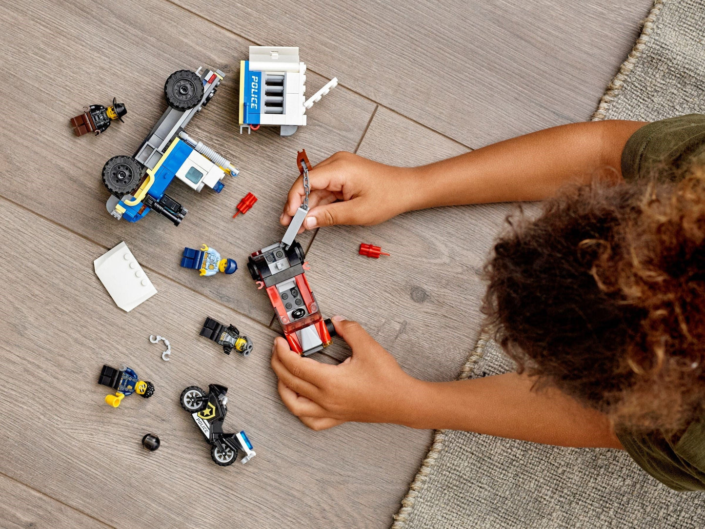 LEGO 60276 Police Prisoner Transport Truck - City Police Chase Toy