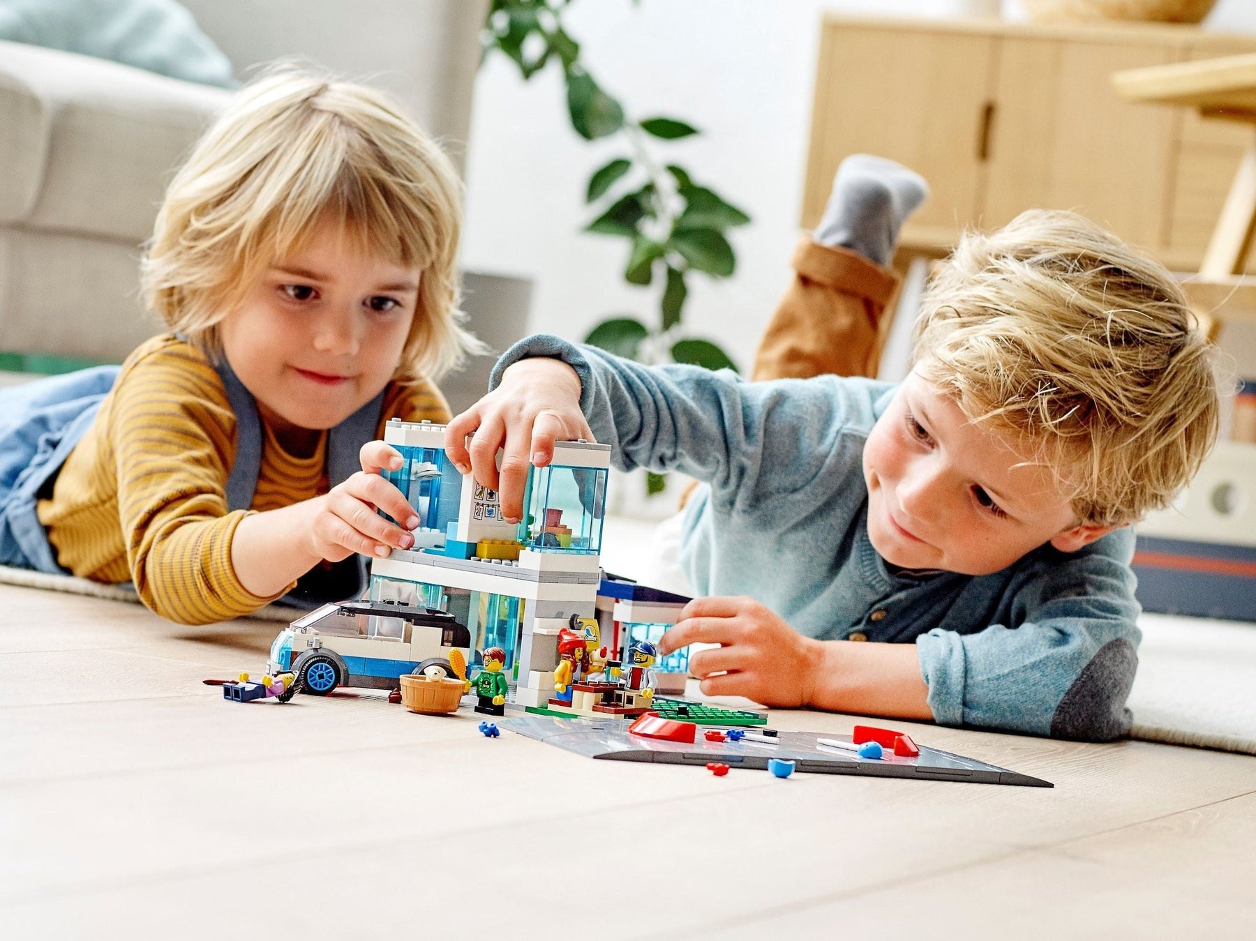 LEGO 60291 Family House: Eco-Friendly Playset with EV - SuperSaverAU - view 2