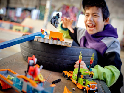 LEGO 60294 City Stunt Show Truck