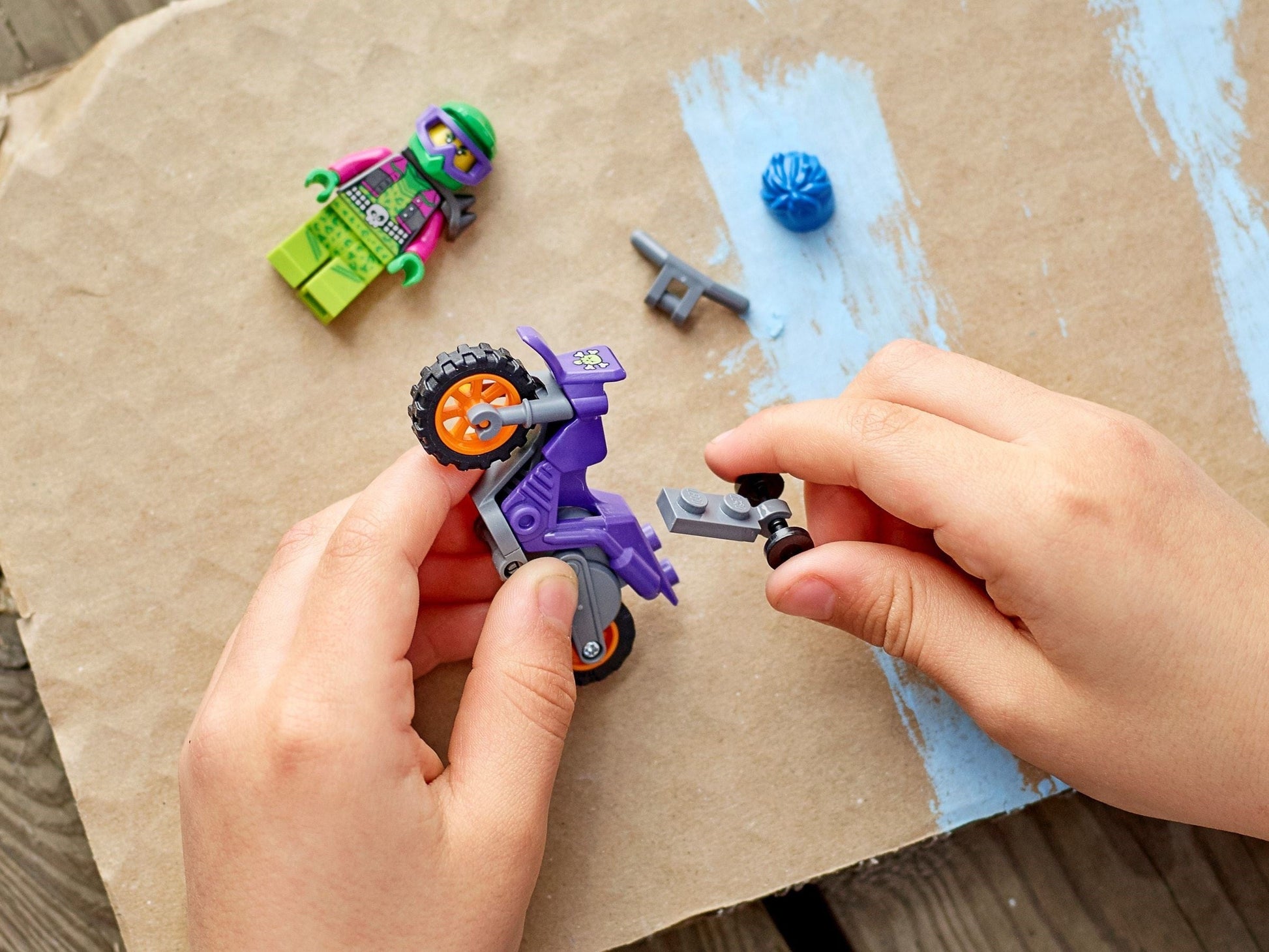 LEGO City 60296 : Wheelie Stunt Bike- Auzzi Store