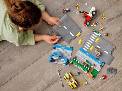 LEGO 60306 City Shopping Street: Bakery, Bike Shop & Fun Park