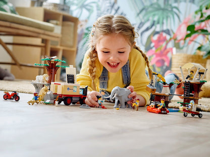 LEGO 60307 Wildlife Rescue Camp - Animals, Vehicles & Minifigures