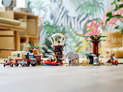 LEGO 60307 Wildlife Rescue Camp - Animals, Vehicles & Minifigures