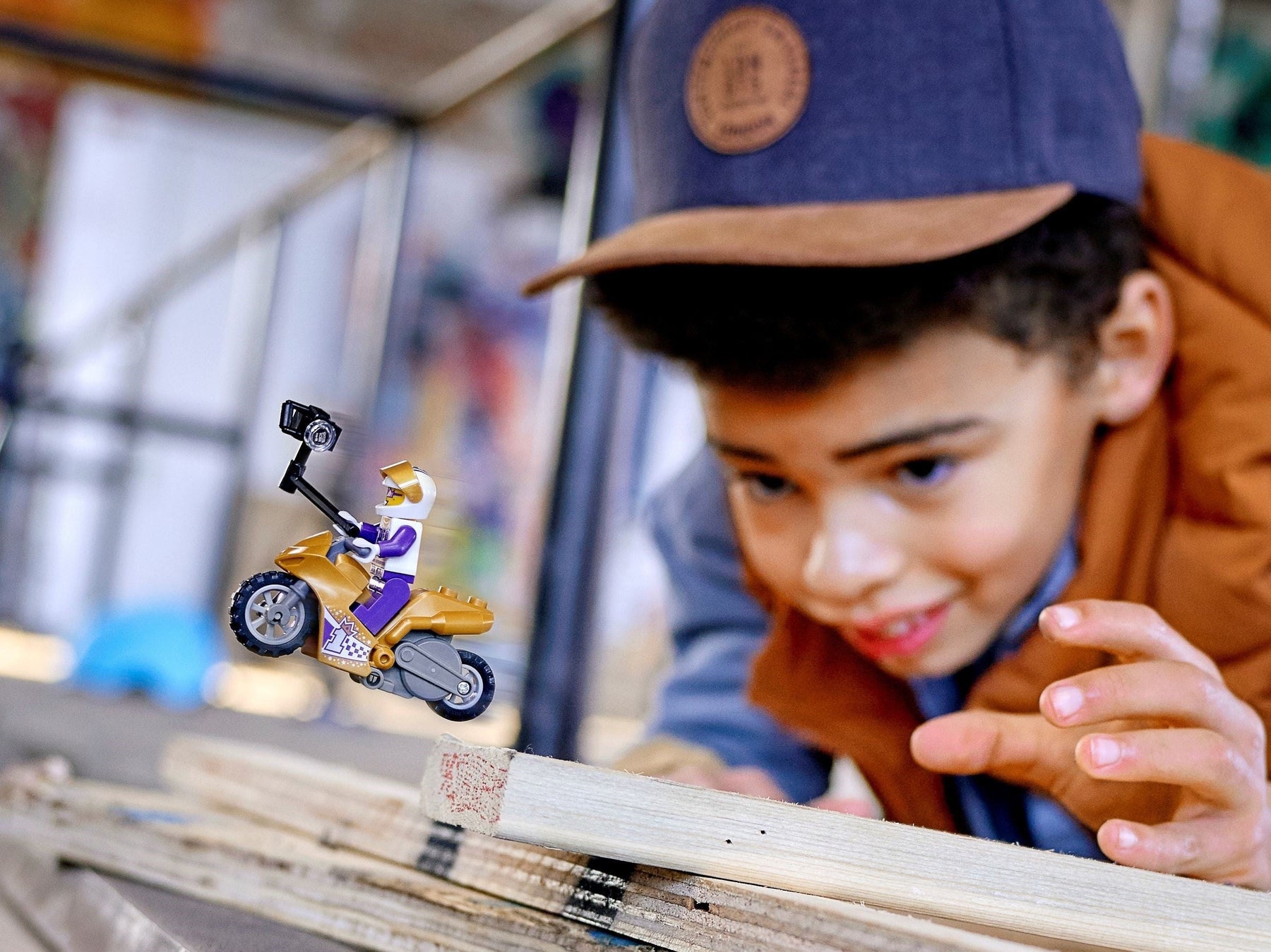 LEGO 60309 Selfie Stunt Bike: Flywheel Motorcycle Toy with Spotlight - SuperSaverAU - view 4