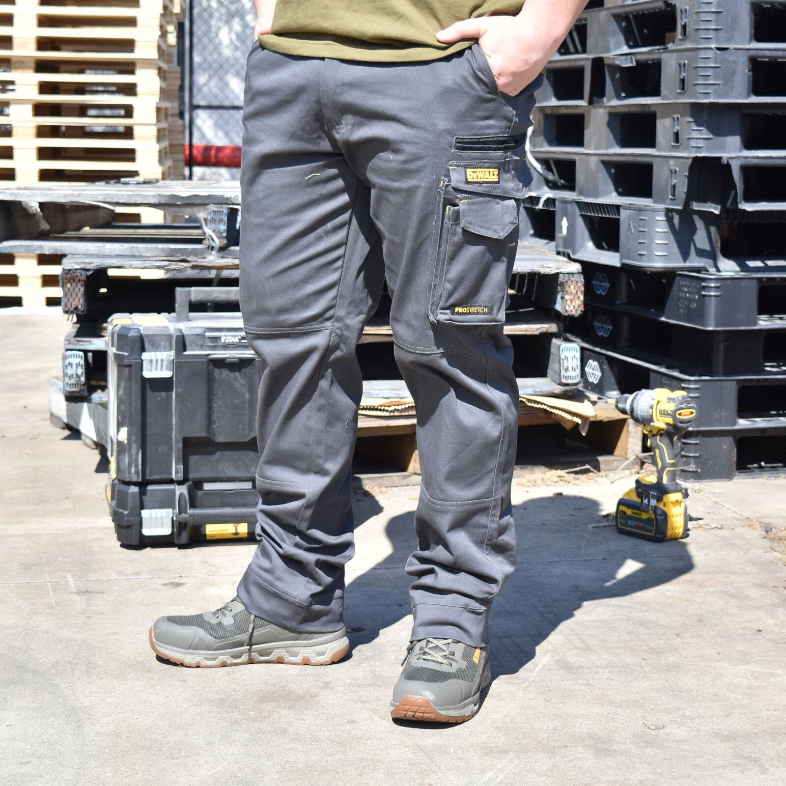 DeWALT Acoma PROStretch Trousers Grey Size 40 - Cotton/Spandex