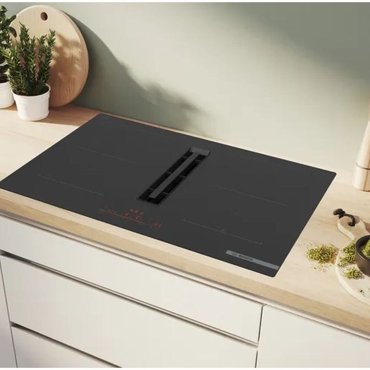 Bosch 80cm Series 6 Induction Cooktop with Downdraft Ventilation - Black Glass, Home Connect - PVQ811H26E