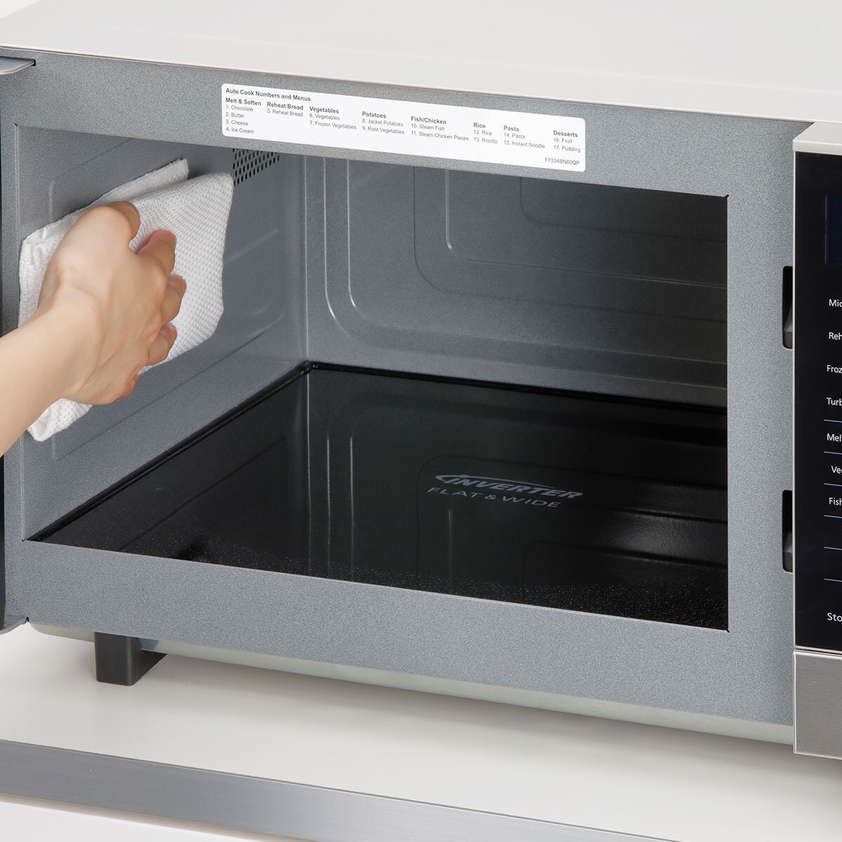 Panasonic 27L flatbed inverter microwave - 1000W, silver, touch controls, 17 menu options - NN-SF57QSQPQ