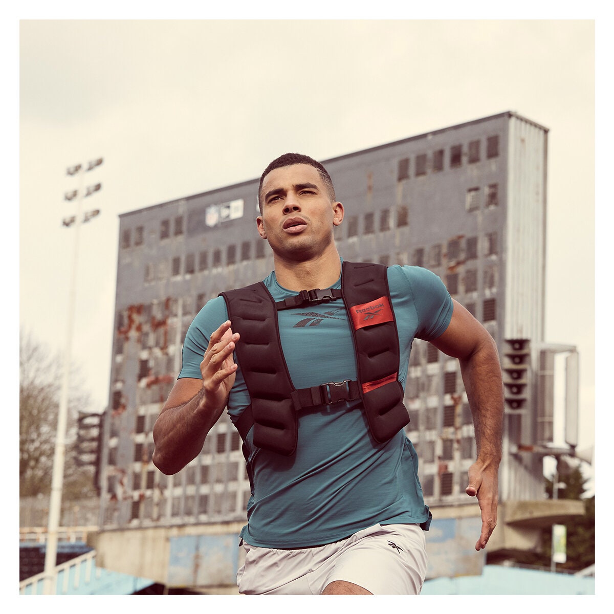 Reebok 10kg Strength Series Weight Vest - Dual-Buckle Fastenings and Laser-Cut Ventilation - RFAC-WVEST-10