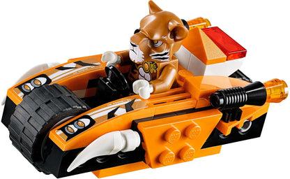 LEGO 70224 Tiger's Mobile Command: CHI Battles Sir Fangar