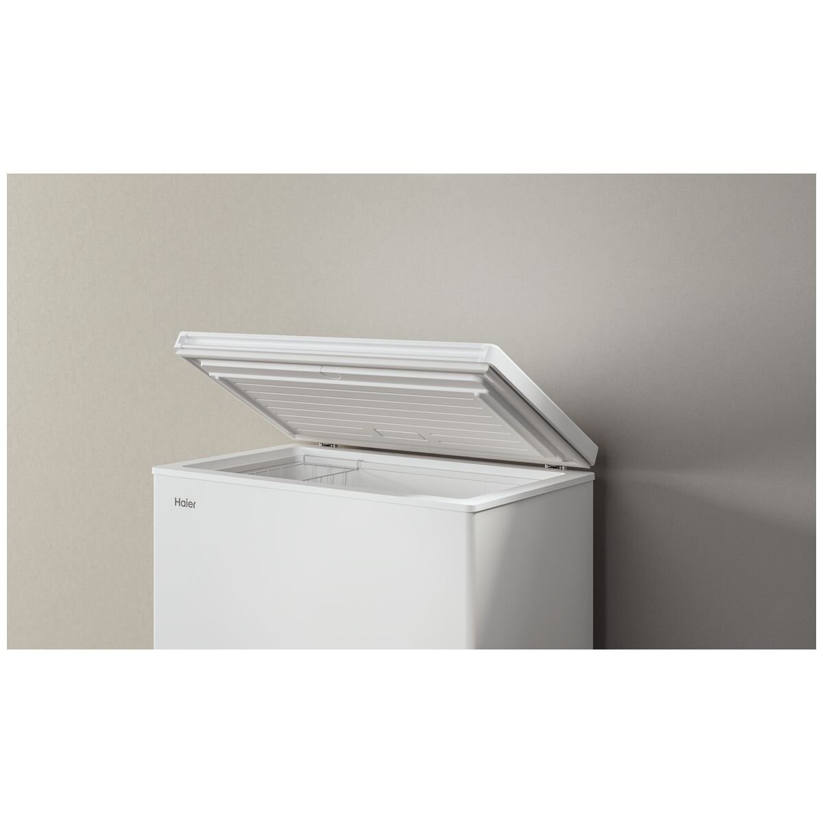 Haier Series 300 194L hybrid chest freezer - white, 6 star energy rating, Super Freeze - HCF195W