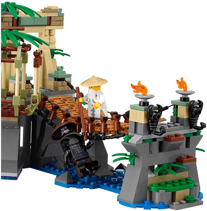 LEGO 70608 Master Falls: Jungle Bridge Showdown