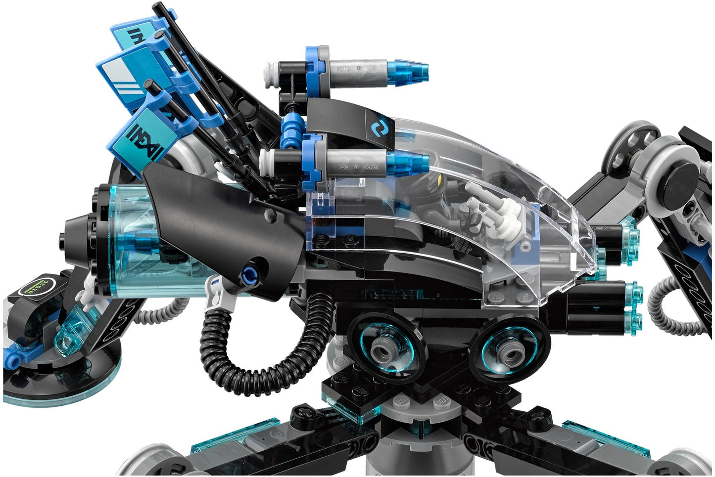 LEGO 70611 Water Strider: Ninja Mech vs. Shark Army