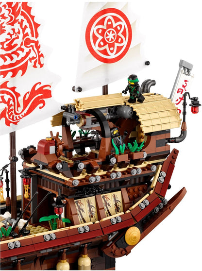LEGO 70618 Destiny's Bounty: Ninja Ship & Training Base