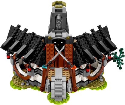 LEGO 70627 NINJAGO Dragon's Forge: Rescue from Vermillion!