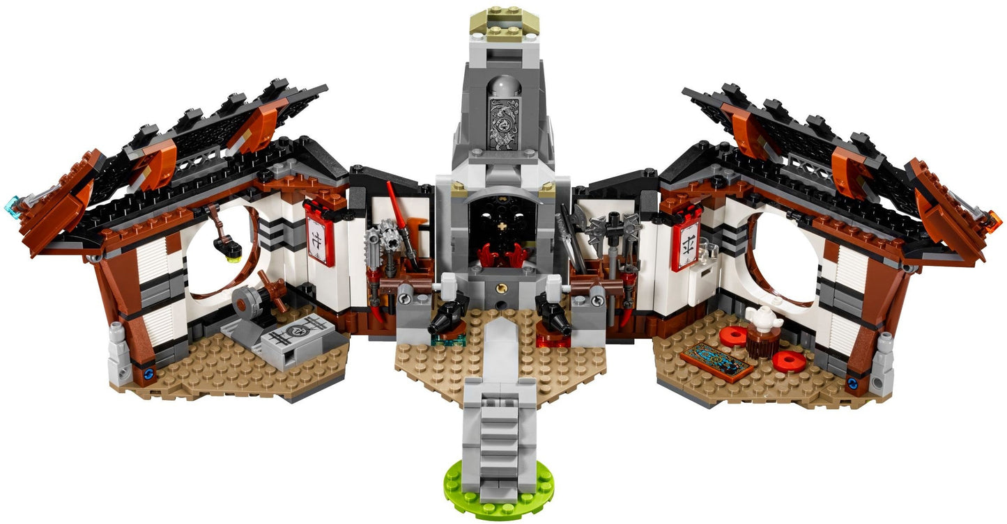 LEGO 70627 NINJAGO Dragon's Forge: Rescue from Vermillion!