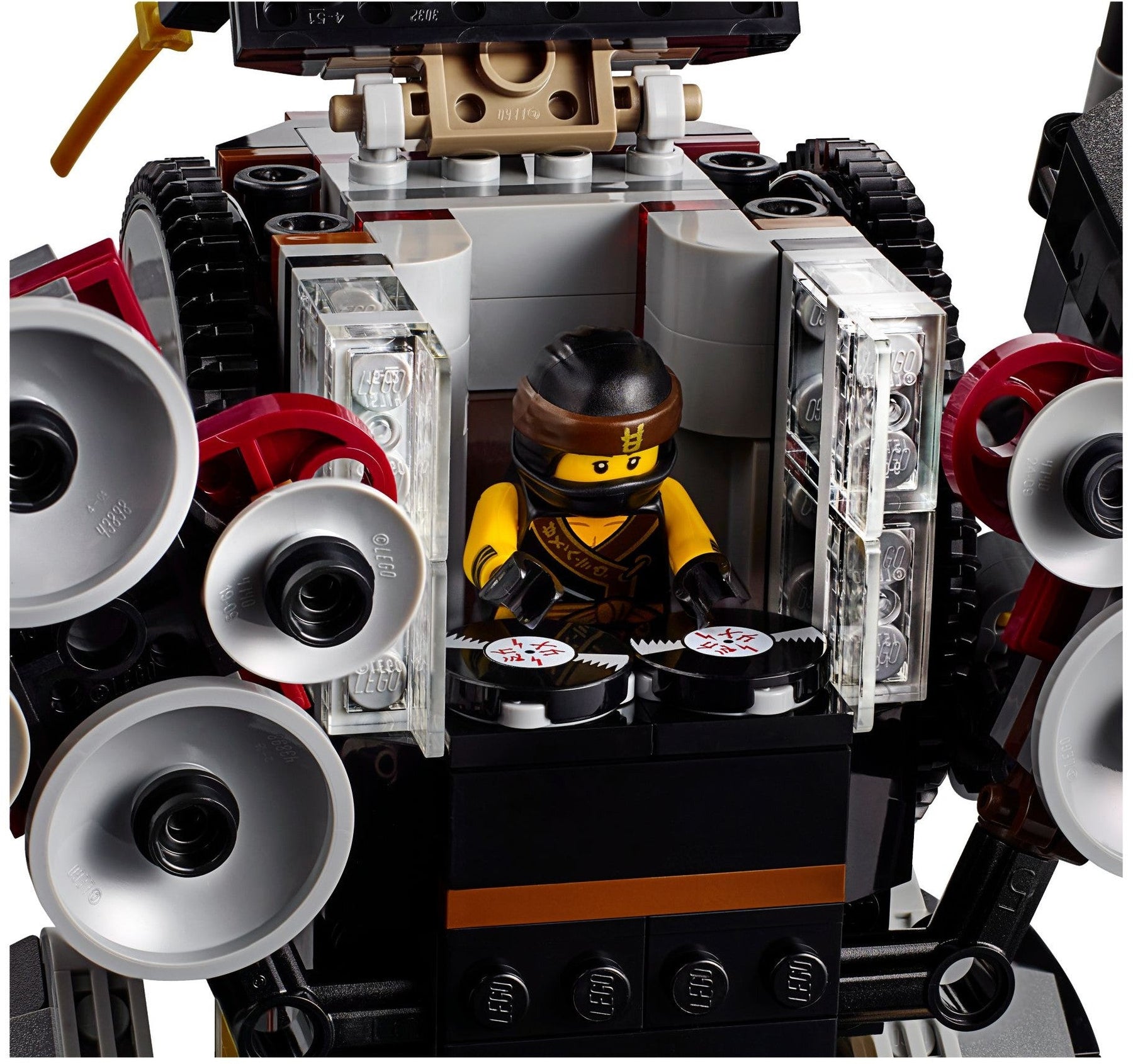 LEGO 70632 Quake Mech - NINJAGO Cole's Soundwave Mech with Minifigures - SuperSaverAU - view 6