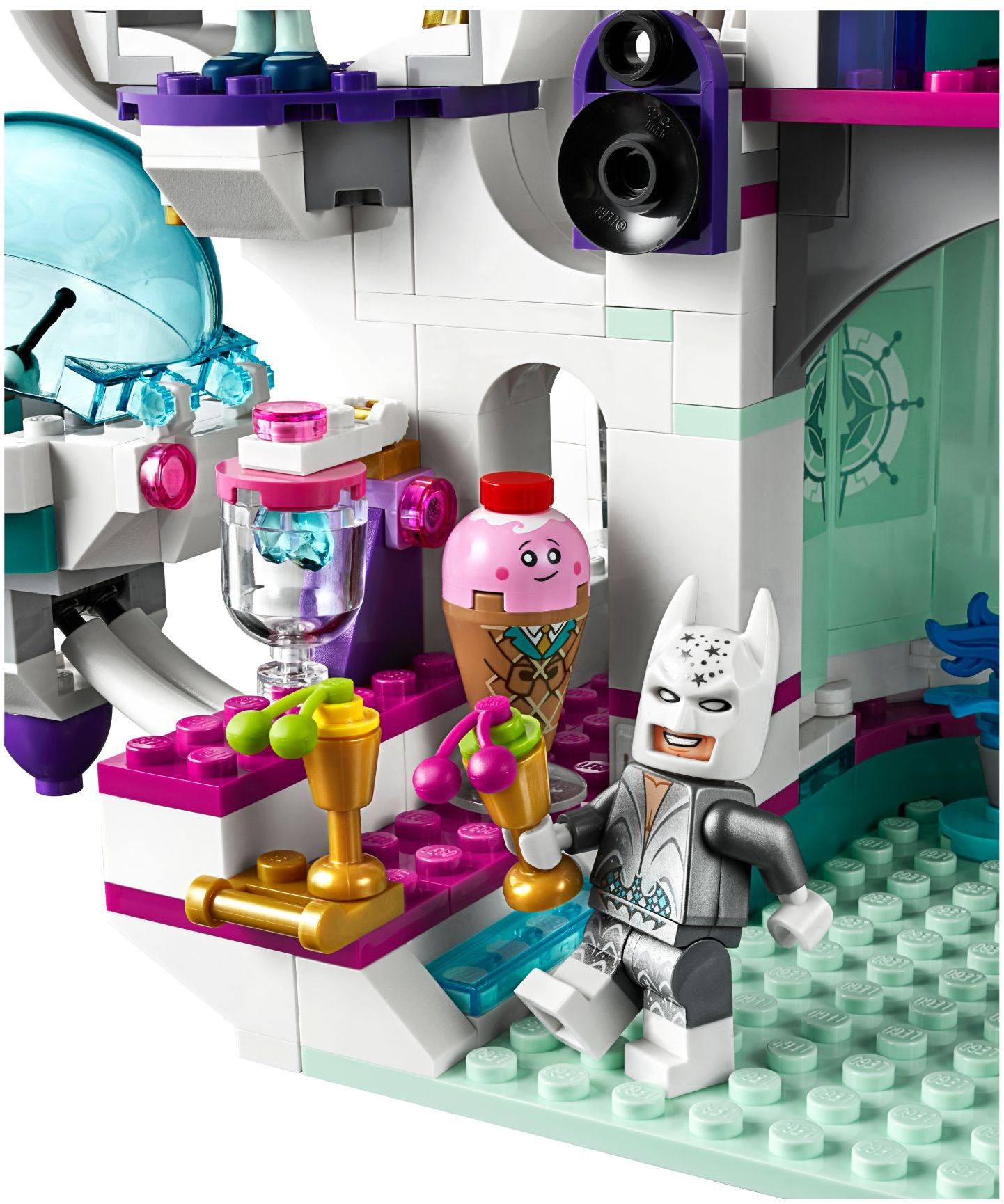 LEGO 70838 The LEGO Movie 2 Queen Watevra’s ‘So-Not-Evil’ Space Palace- Auzzi Store