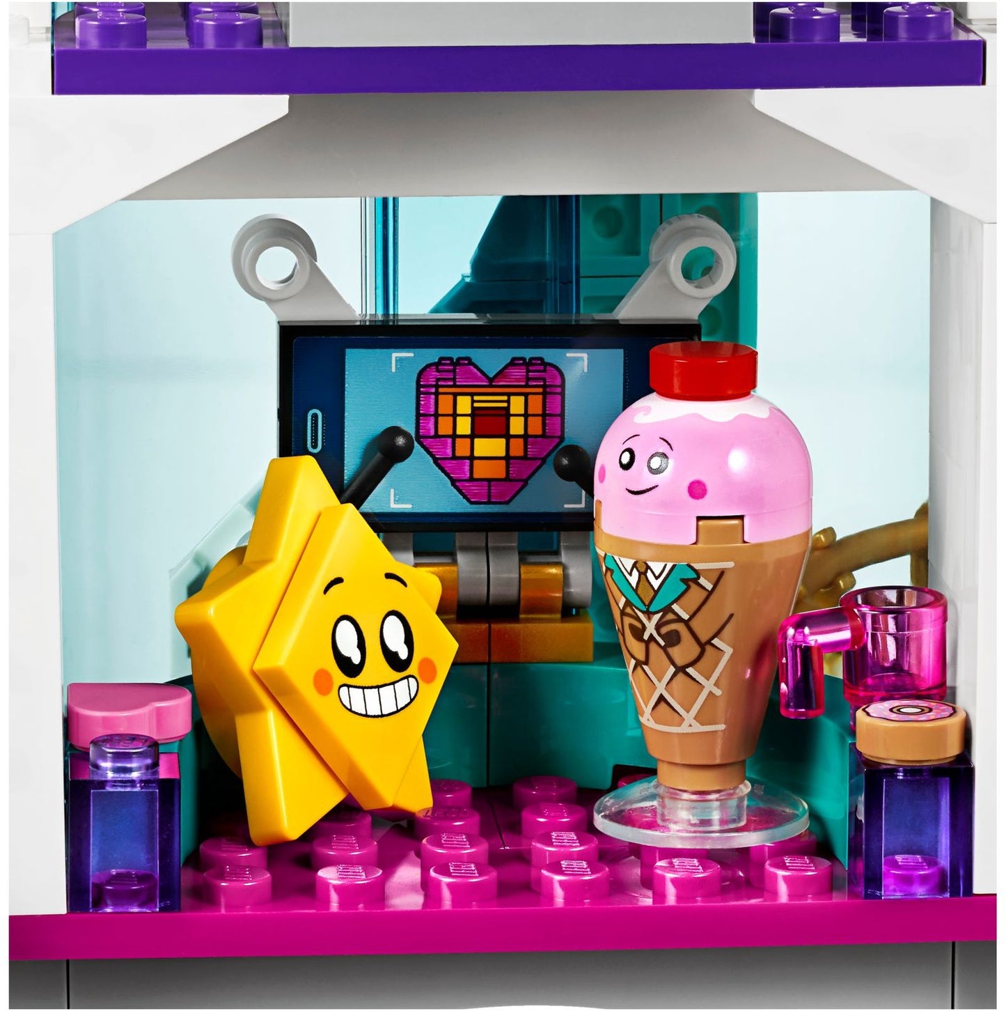 LEGO 70838 The LEGO Movie 2 Queen Watevra’s ‘So-Not-Evil’ Space Palace- Auzzi Store