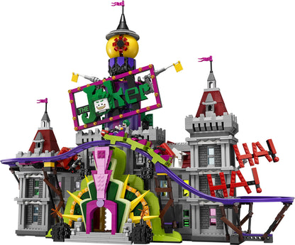 LEGO 70922 Joker Manor: Batman Rollercoaster Funhouse