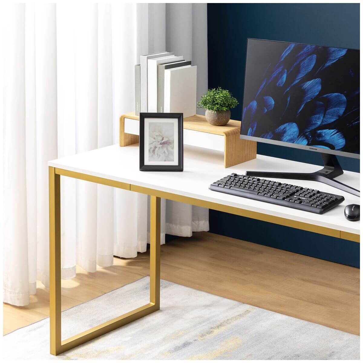 Zinus home office computer desk 160cm - gold frame, wide desktop, durable build - AU-UTDDT1ZC-63G