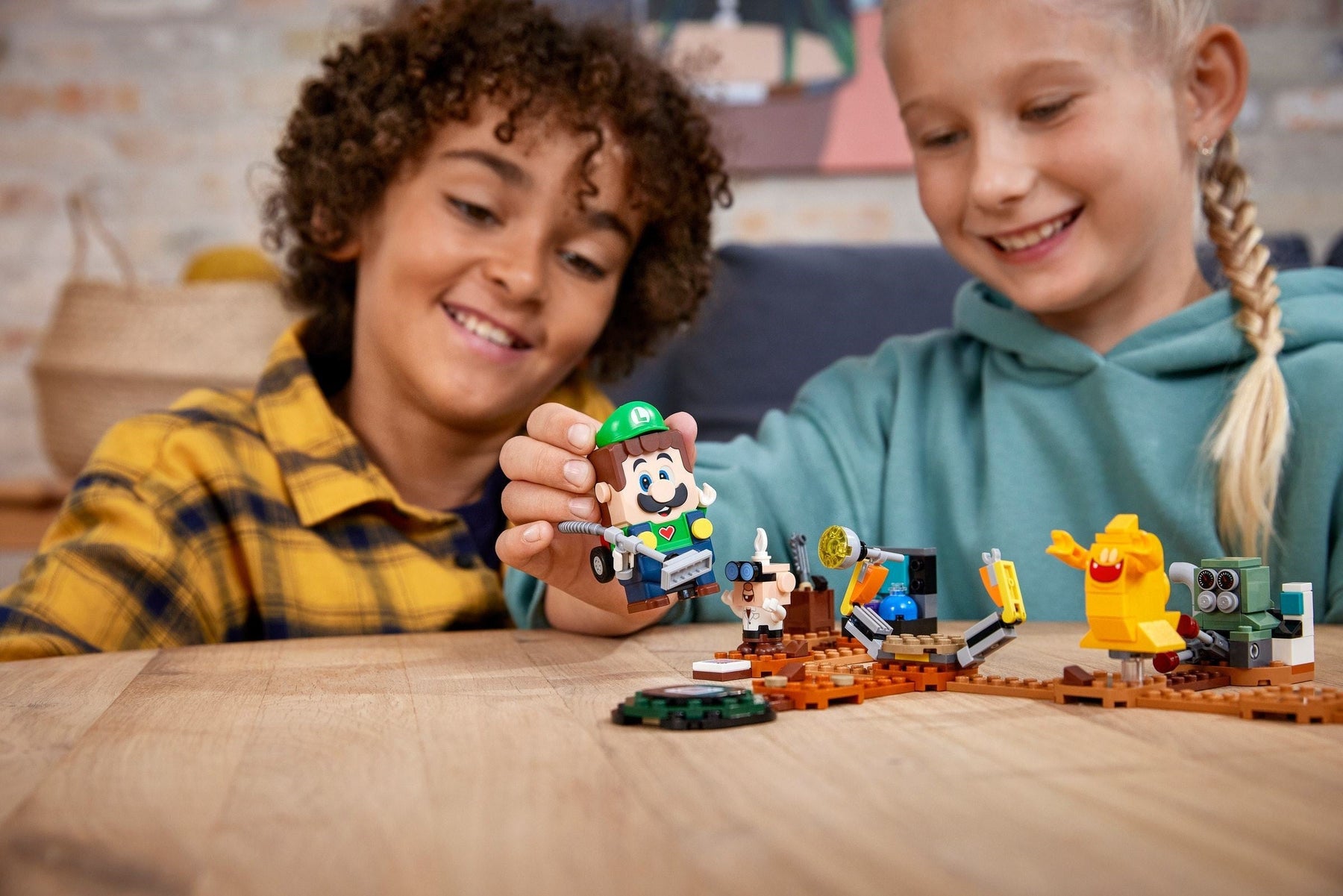 LEGO 71397 Luigi's Mansion Lab & Poltergust - SuperSaverAU - view 7