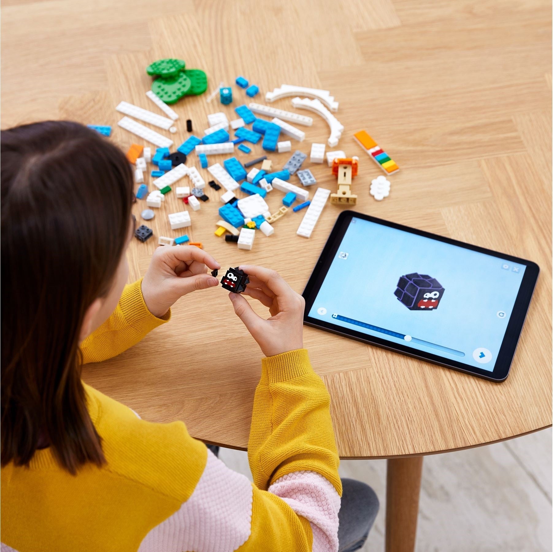 LEGO Super Mario Series 71405 Fuzzy Flippers- Auzzi Store