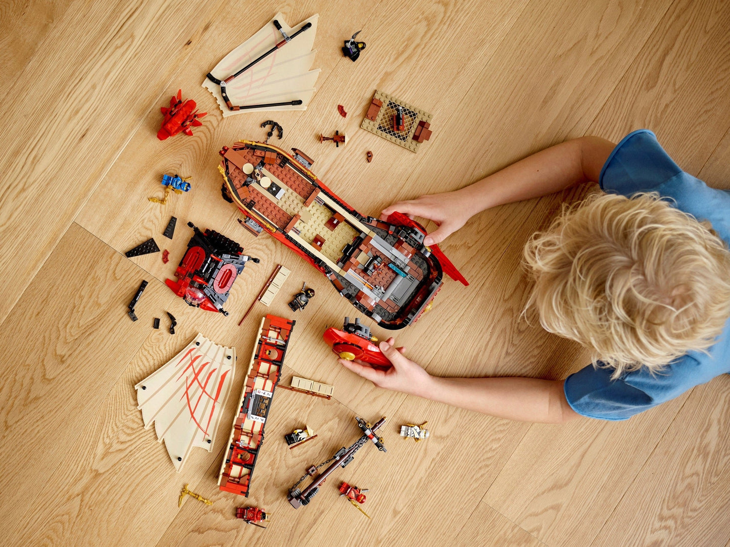 LEGO 71705 Destiny's Bounty: NINJAGO Ship & Ninja Minifigures