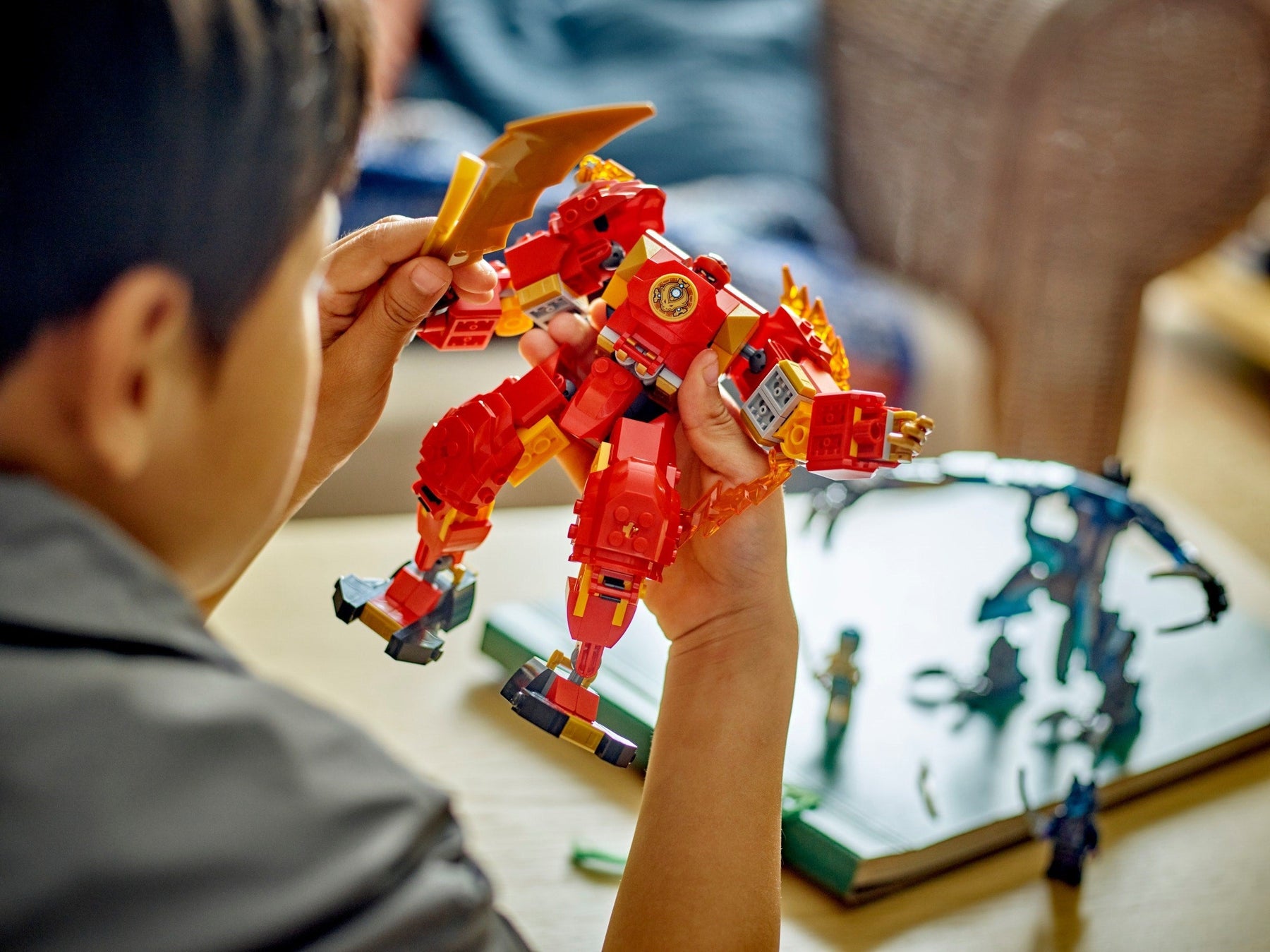 LEGO 71808 Ninjago Kai's Elemental Fire Mech - SuperSaverAU - view 5
