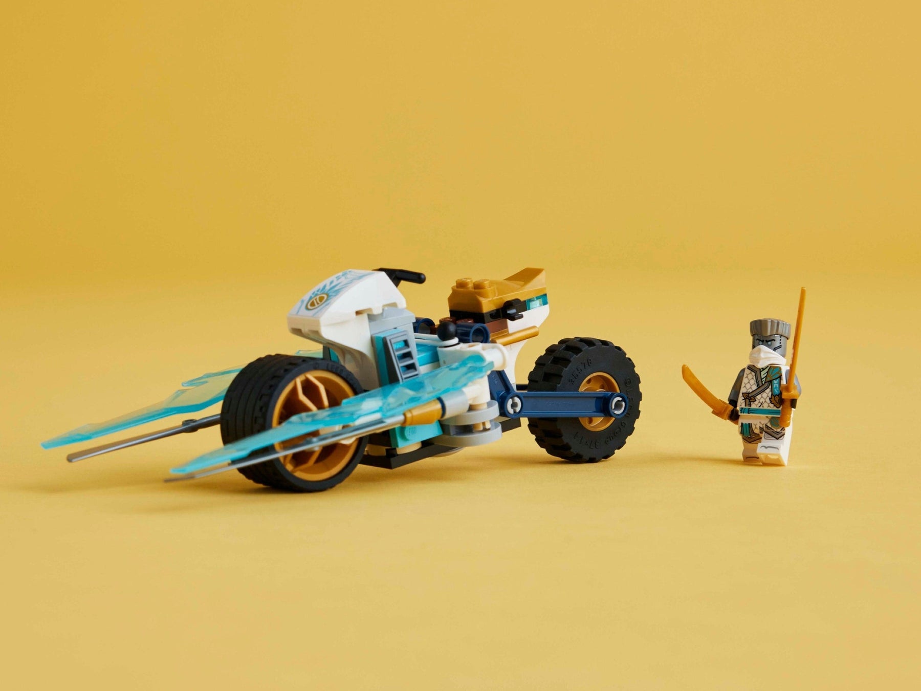 LEGO Ninjago 71816 Zane’s Ice Motorcycle - SuperSaverAU - view 7