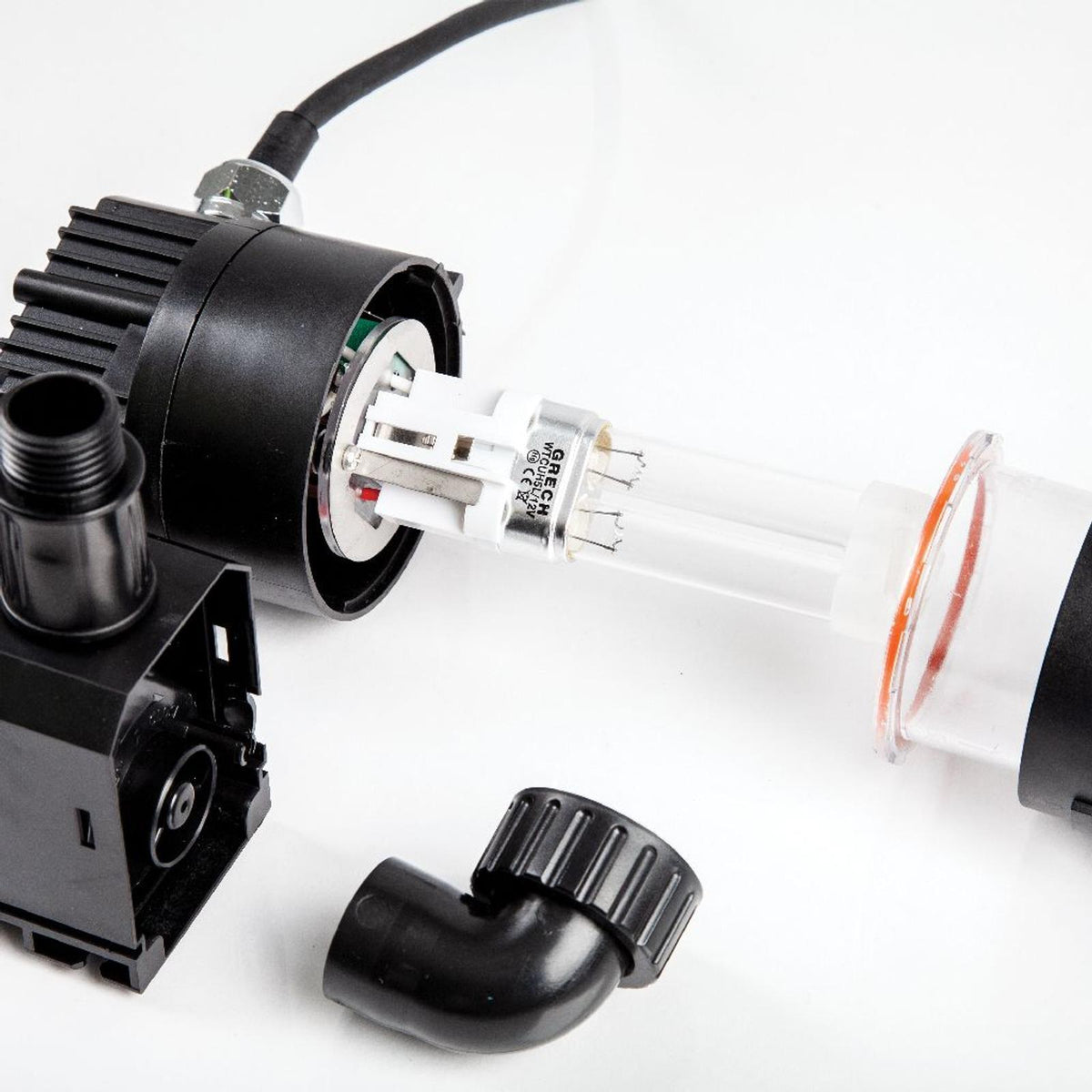 Aquapro 1000 All-In-One Pump & UVC Filter System 24W Submersible, 19mm Tubing
