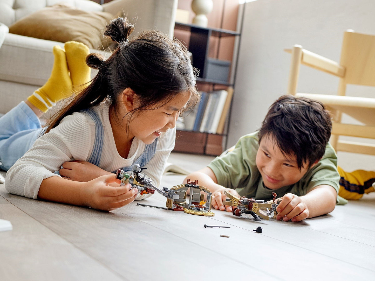 LEGO 75299 Mandalorian Speeder & Tusken Raider Clash