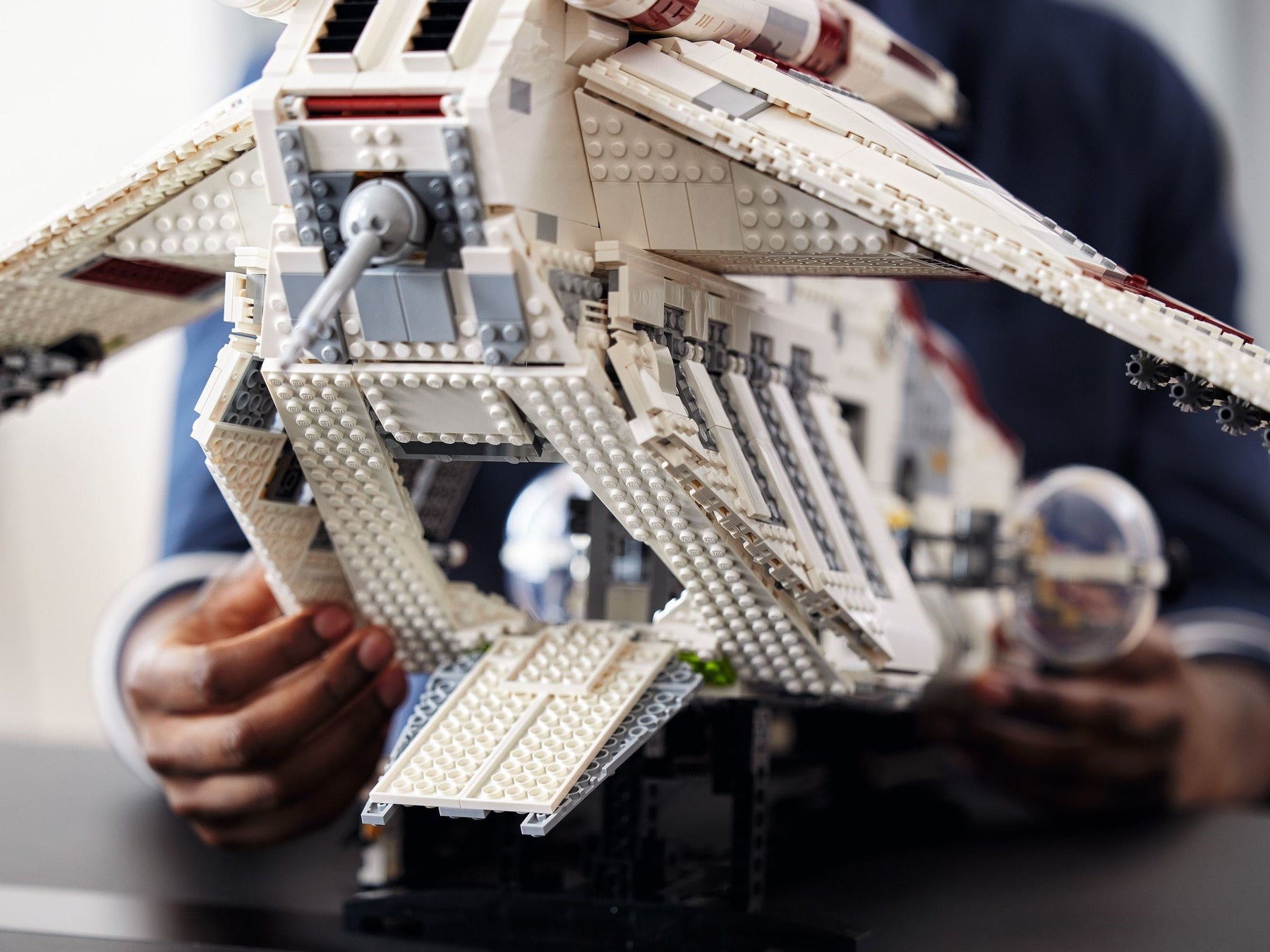 LEGO 75309 Republic Gunship - UCS Star Wars Set - SuperSaverAU - view 7