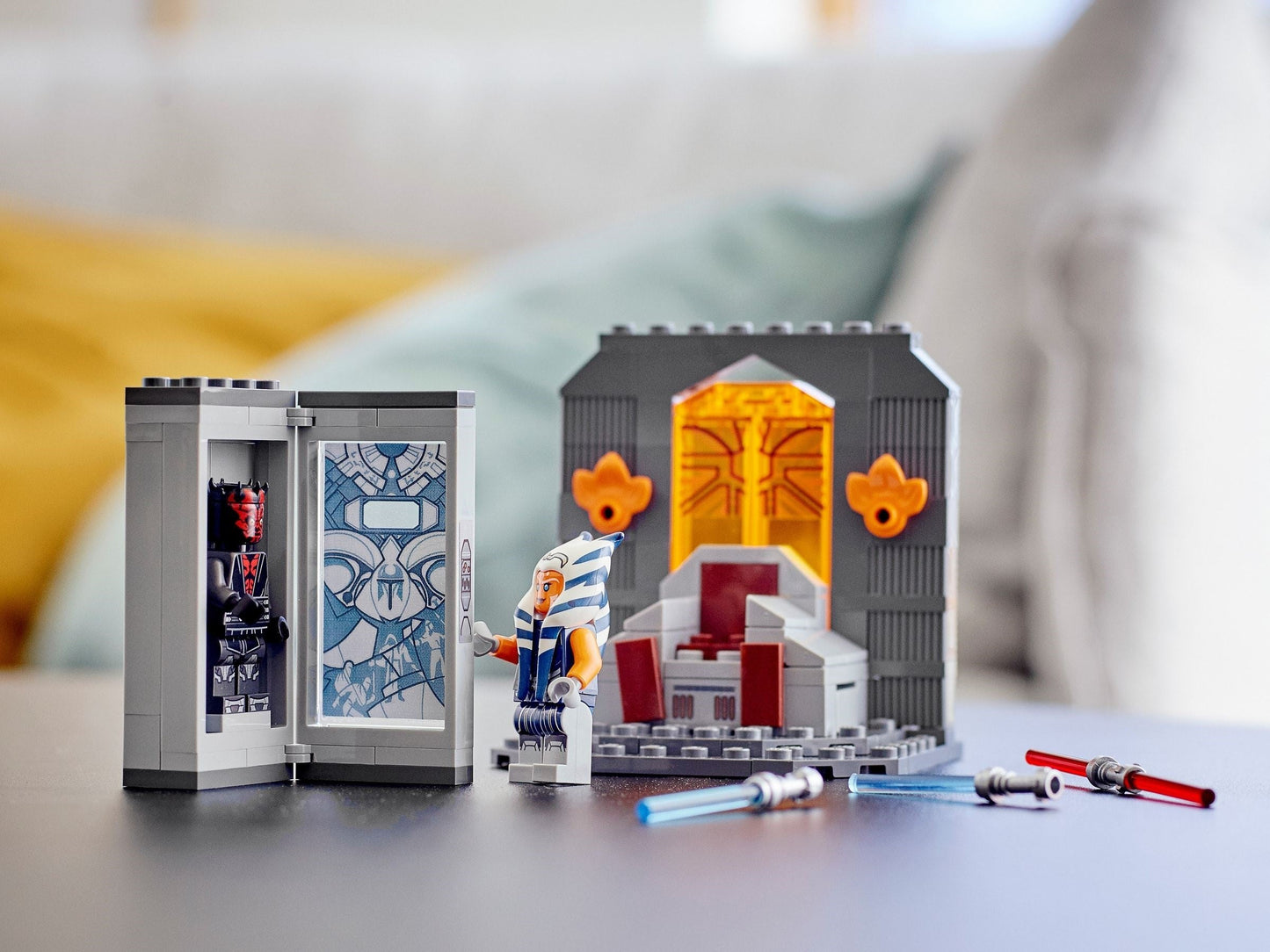 LEGO 75310 Duel on Mandalore: Ahsoka vs. Maul