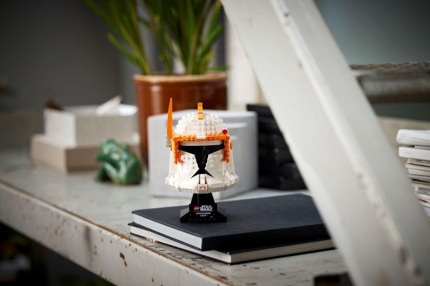 LEGO 75350 Clone Commander Cody Helmet – Star Wars Collectible Build