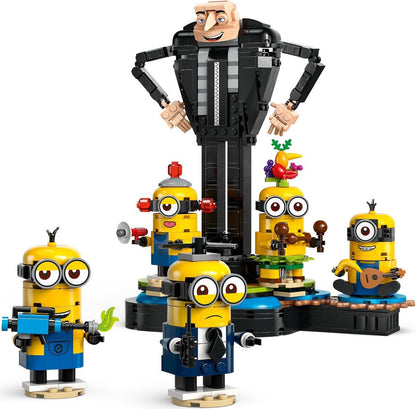 LEGO 75582 Despicable Me Brick-Built Gru and Minions