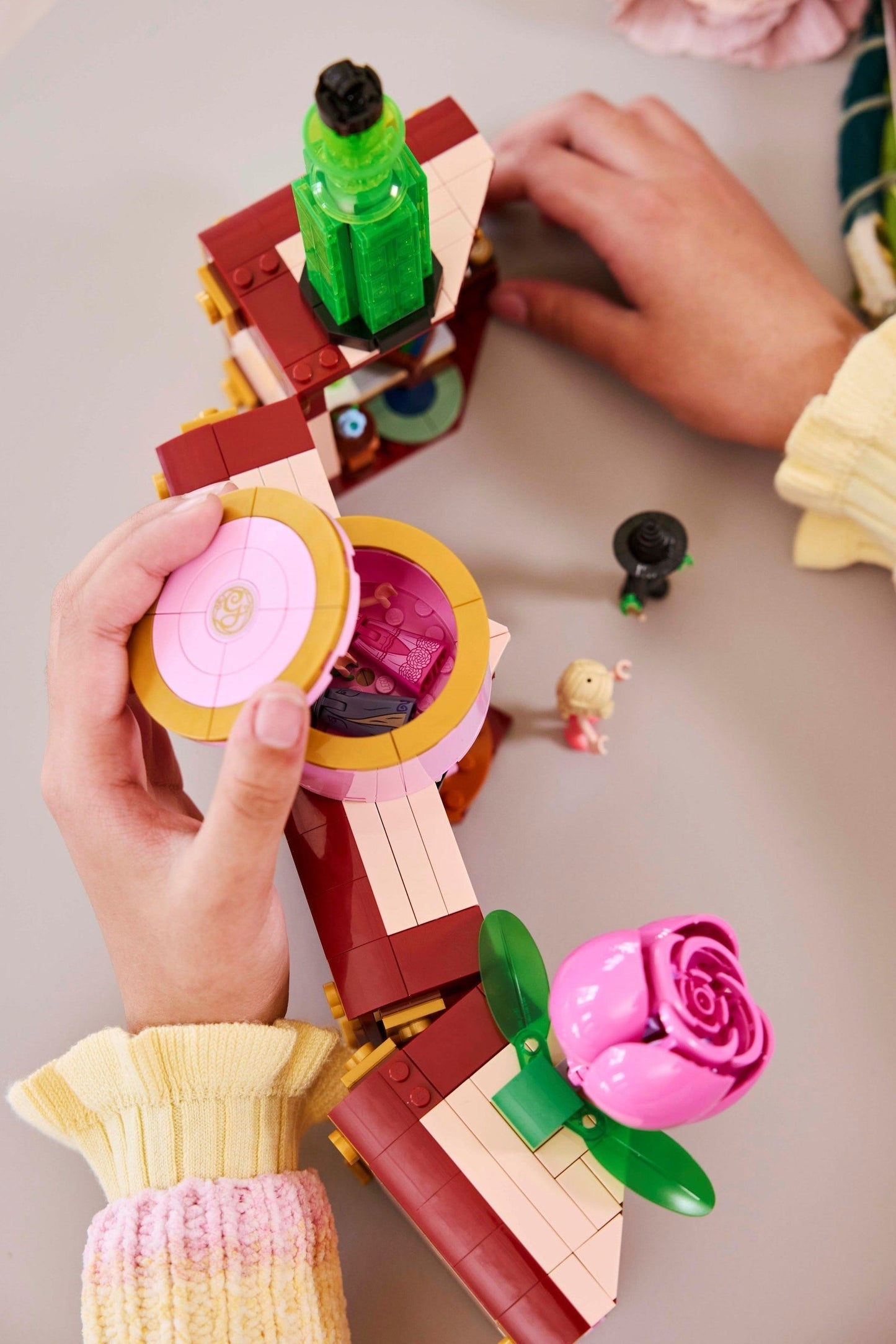 LEGO 75683 Glinda and Elphaba's Dormitory