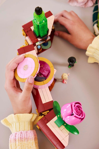 LEGO 75683 Glinda and Elphaba's Dormitory