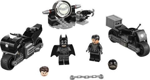 LEGO 76179 Batman & Selina Kyle Motorcycle Pursuit - SuperSaverAU - view 1