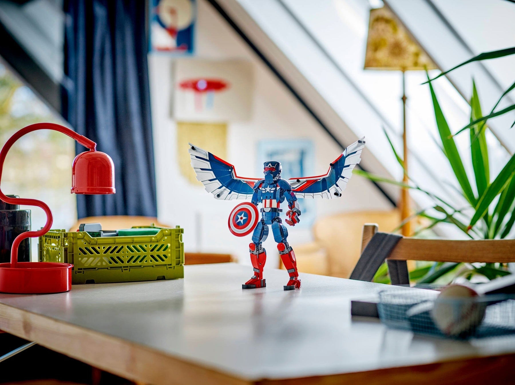 LEGO Marvel 76295 Captain America Construction Figure - SuperSaverAU - view 5